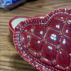Vintage Duncan Enterprises 1982 Red Tufted  Heart-Shaped Ceramic Box